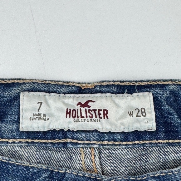 Hollister Women's Distressed Boyfriend Jeans - Picture 3 of 8
